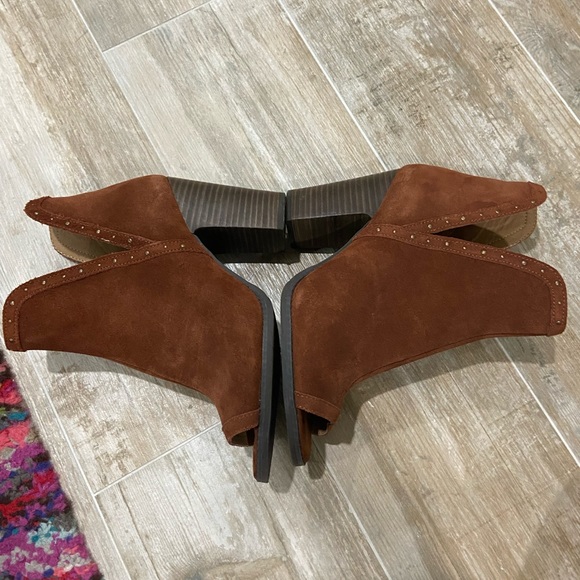 Lucky Brand (never worn) brown suede open toe bootie size 8 - Picture 5 of 13